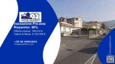 Foto Immobile in asta di 576 m con pi di 5 locali in vendita a Lamezia Terme