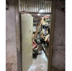 Foto Immobile in asta di 6 m con pi di 5 locali in vendita a Napoli