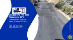 Foto Immobile in asta di 604 m, box auto in vendita a Vittoria