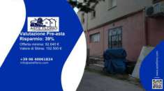 Foto Immobile in asta di 610 m con pi� di 5 locali in vendita a Campello sul Clitunno