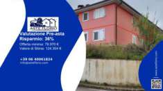 Foto Immobile in asta di 67 m, box auto in vendita a Todi