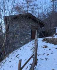 Foto Immobile in asta di 68 m con pi di 5 locali in vendita a Sueglio