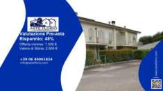 Foto Immobile in asta di 7 m con pi di 5 locali in vendita a Deruta