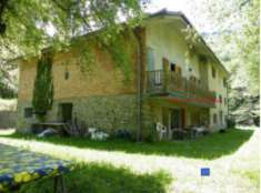 Foto Immobile in asta di 709 m, box auto in vendita a Lizzano in Belvedere