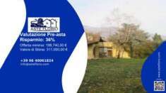 Foto Immobile in asta di 710 m con pi di 5 locali e box auto in vendita a Cogollo del Cengio