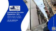 Foto Immobile in asta di 73 m con pi di 5 locali in vendita a Palermo