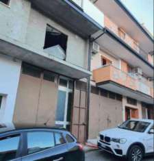 Foto Immobile in asta di 73 m in vendita a Mileto