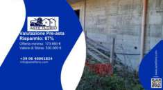 Foto Immobile in asta di 75 m, box auto in vendita a Sacrofano