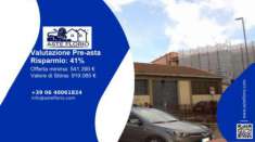 Foto Immobile in asta di 772 m con pi� di 5 locali in vendita a Poggibonsi