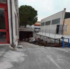 Foto Immobile in asta di 775 m con 2 locali in vendita a Treia