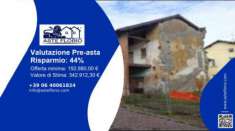 Foto Immobile in asta di 810 m con pi di 5 locali e box auto in vendita a Sulbiate