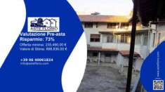 Foto Immobile in asta di 812 m con pi di 5 locali in vendita a Gallarate