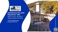 Foto Immobile in asta di 816 m in vendita a Recco