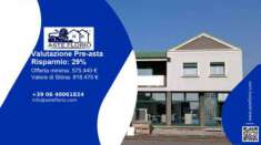 Foto Immobile in asta di 818 m con pi di 5 locali in vendita a Urago d'Oglio