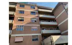 Foto Immobile in asta di 82 m con 3 locali e box auto in vendita a Arezzo