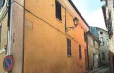 Foto Immobile in asta di 84 m con 2 locali in vendita a Potenza Picena