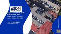 Foto Immobile in asta di 848 m con pi di 5 locali in vendita a Napoli