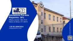 Foto Immobile in asta di 854 m con pi di 5 locali in vendita a Carnago