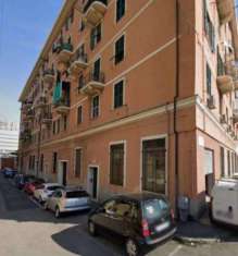 Foto Immobile in asta di 90 m con 3 locali in vendita a Genova