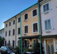 Foto Immobile in asta di 90 m in vendita a Tregnago