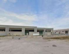 Foto Immobile in asta di 905 m in vendita a Sabaudia