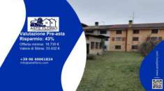 Foto Immobile in asta di 919 m con pi di 5 locali in vendita a Ronchis