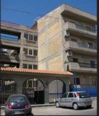 Foto Immobile in asta di 94 m con 3 locali e box auto in vendita a Adrano