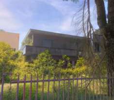 Foto Immobile in asta di 943 m con pi� di 5 locali in vendita a Gambassi Terme