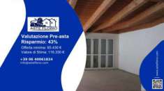 Foto Immobile in asta di 97 m, box auto in vendita a Besana in Brianza