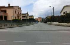 Foto Immobile in asta di 98 m con 4 locali e box auto in vendita a Spoleto