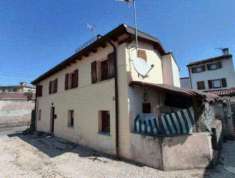 Foto Immobile in asta di 98 m in vendita a Udine