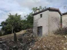 Foto Immobile residenziale in vendita a Castel Di Tora - 3 locali 60mq