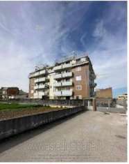 Foto IMMOBILI-ALTRA CATEGORIA-Viale dei pini 51