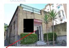 Foto IMMOBILI-IMMOBILE COMMERCIALE-Piazza s. eframo vecchio, 80137 napoli na, italia