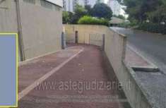 Foto IMMOBILI-IMMOBILE COMMERCIALE-Via circonvallazione dei fiori, 255/n 74122 taranto ta, italia