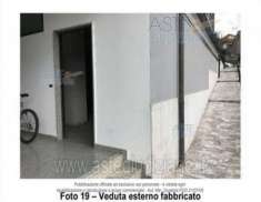 Foto IMMOBILI-IMMOBILE COMMERCIALE-Via circonvallazione occidentale