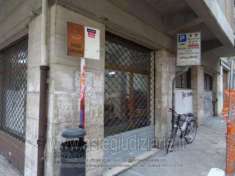 Foto IMMOBILI-IMMOBILE COMMERCIALE-Via del crocifisso 18