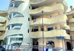 Foto IMMOBILI-IMMOBILE COMMERCIALE-Via della repubblica, 57016 rosignano solvay-castiglioncello li, italia