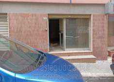 Foto IMMOBILI-IMMOBILE COMMERCIALE-Via federico  ozanam n.3 p.t