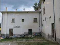 Foto IMMOBILI-IMMOBILE COMMERCIALE-Via forcella, 67010 teora aq, italia
