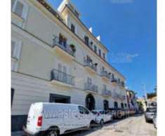 Foto IMMOBILI-IMMOBILE COMMERCIALE-Via fratte, 29, 80053 castellammare di stabia na, italia