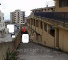 Foto IMMOBILI-IMMOBILE COMMERCIALE-Via giorgio perlasca, 26, 97100 ragusa rg, italia
