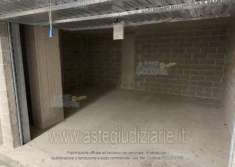 Foto IMMOBILI-IMMOBILE COMMERCIALE-Via giovanni paolo ii', 3, 60030 pianello vallesina an, italia