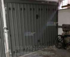 Foto IMMOBILI-IMMOBILE COMMERCIALE-Via giuseppe misticoni, 13, 65129 pescara pe, italia