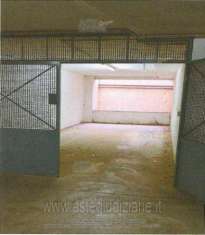 Foto IMMOBILI-IMMOBILE COMMERCIALE-Via guglielmo marconi, 16, 76012 canosa di puglia bt, italia