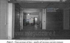 Foto IMMOBILI-IMMOBILE COMMERCIALE-Via massafra, 69, 74015 martina franca ta, italia