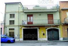 Foto IMMOBILI-IMMOBILE COMMERCIALE-Via san giuseppe n.193 - ex via crispi n.9