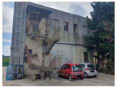 Foto IMMOBILI-IMMOBILE COMMERCIALE-Via terre risaie, 27, 84131 salerno sa, italia