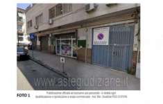 Foto IMMOBILI-IMMOBILE COMMERCIALE-Via udalrigo masoni, 54, 80141 napoli na, italia