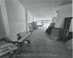 Foto IMMOBILI-IMMOBILE COMMERCIALE-Via xxv aprile, 60030 pianello vallesina an, italia